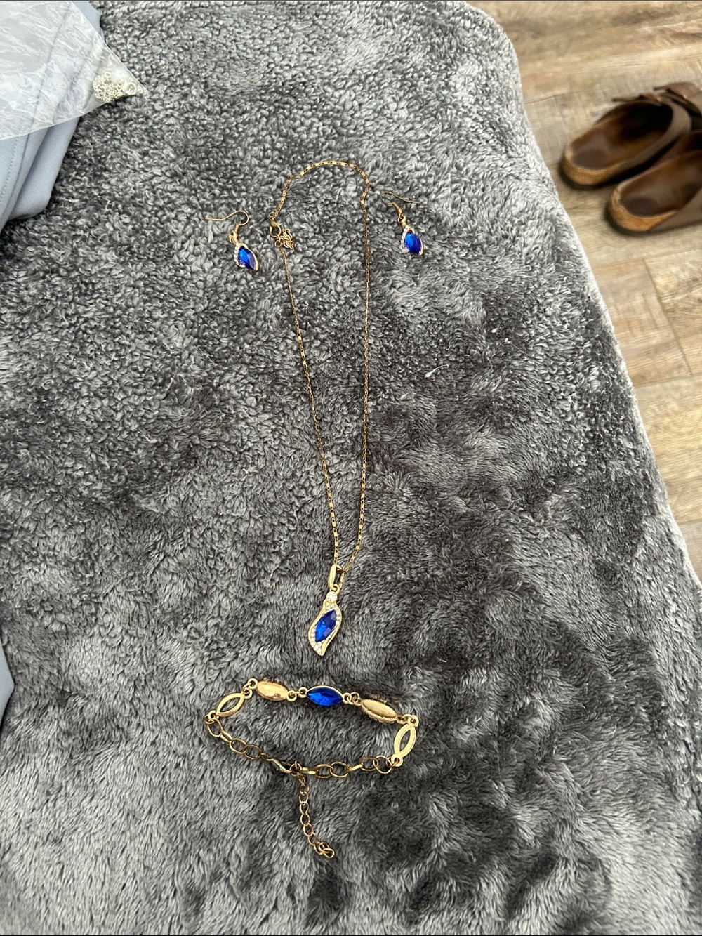 Blue and Gold Set